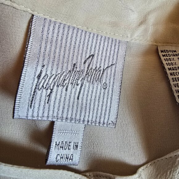 Jacqueline Ferrar - Vintage 100% Silk Mandarin Collar Blouse in a Cream White - Picture 7 of 11